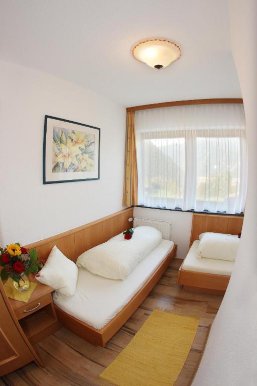 Apart Tuxertal Finkenberg Zimmer foto